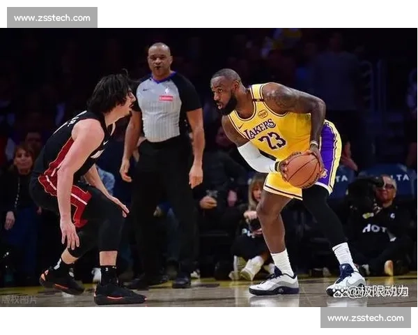 精彩篮球对决全程回放 经典瞬间重温 绝佳操作和关键时刻解析